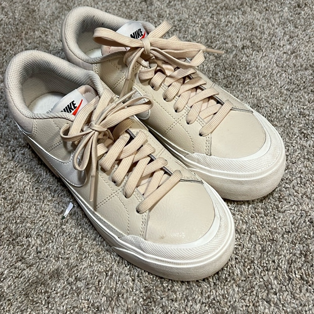 Women’s Nikes